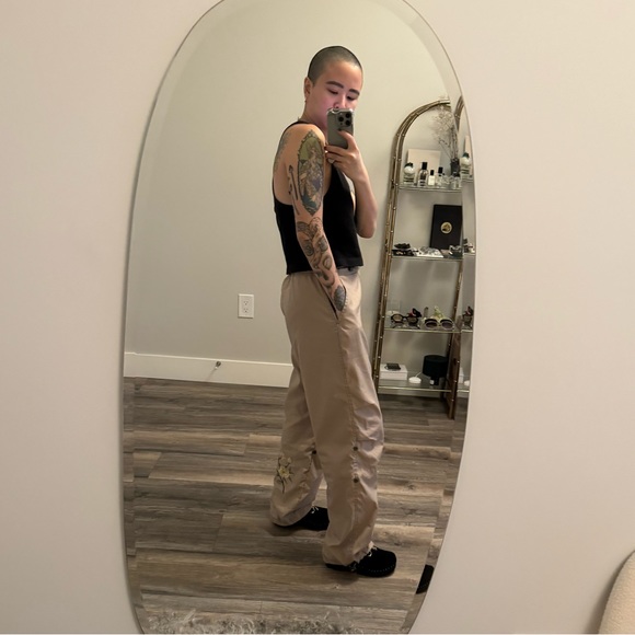 VINTAGE Y2K GAP EMBROIDERED SHOCKCORD PANT - Picture 3 of 8